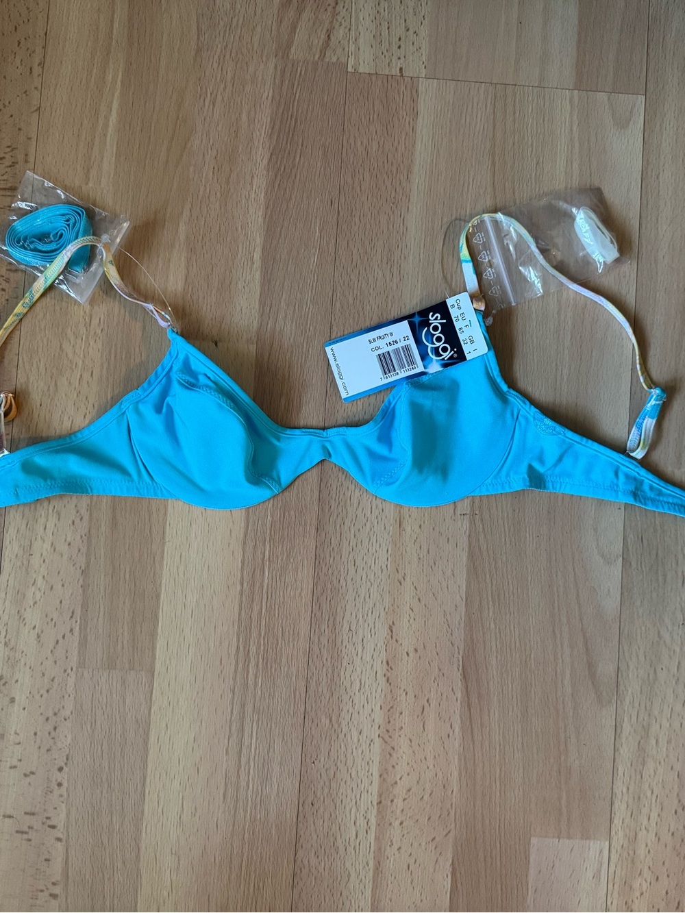 Sloggi SLW Fruity Bra Turquoise
NWT, Bra Cup Size B